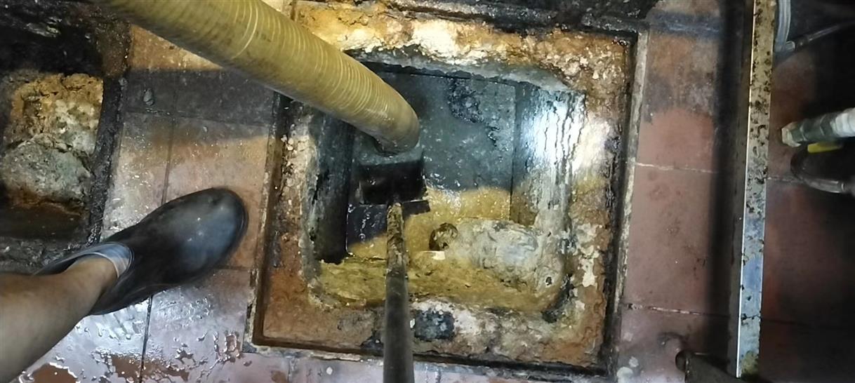 揭东污水池清理一般都有毒气，怎么预防中毒呢？